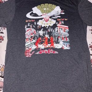 Green Day Graphic Women’s Gray T-Shirt Size Large